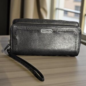 Coach Black Pebbled Leather Double Zip Wristlet Wallet